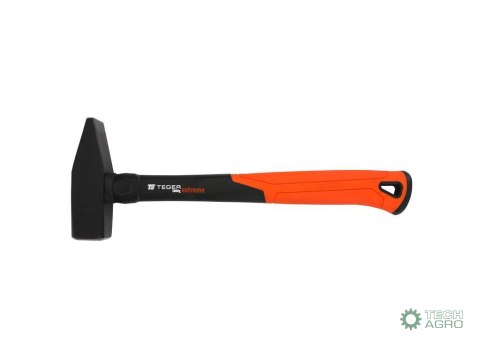 Młotek ślusarski z trzonkiem fiberglass 1000 g Extreme / TEGER Młotek ślusarski z trzonkiem fiberglass 1000 g Extreme / TEGER