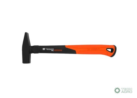 Młotek ślusarski z trzonkiem fiberglass 300 g Extreme / TEGER Młotek ślusarski z trzonkiem fiberglass 300 g Extreme / TEGER